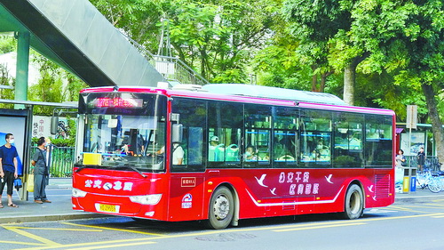 公交車靈活.jpg